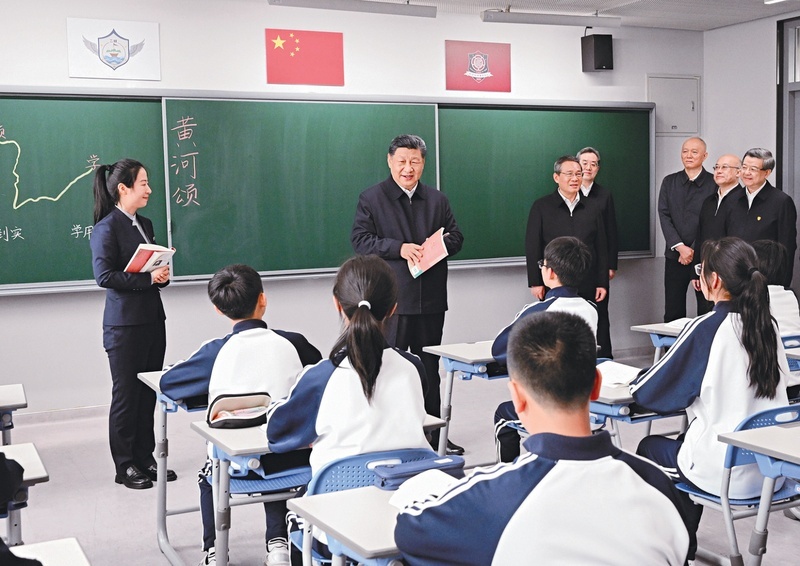 習(xí)近平：推動(dòng)全民閱讀，建設(shè)書(shū)香社會(huì)