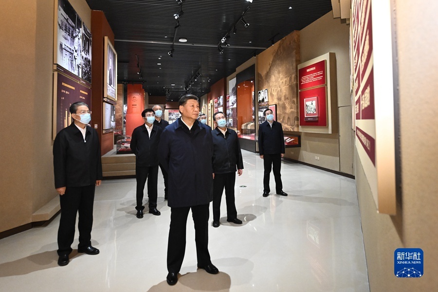 1666927941998701.jpg 瞻仰延安革命紀念地06.jpg